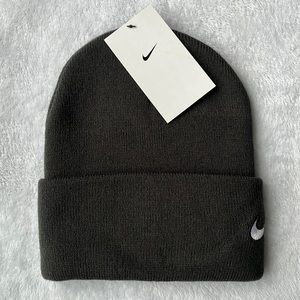 NWT Nike Unisex Cuffed Team Beanie, Anthracite Grey